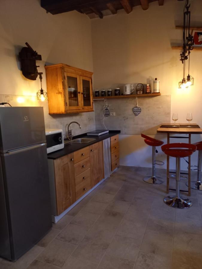 La Casa Della Luna Lejlighed Terricciola Eksteriør billede